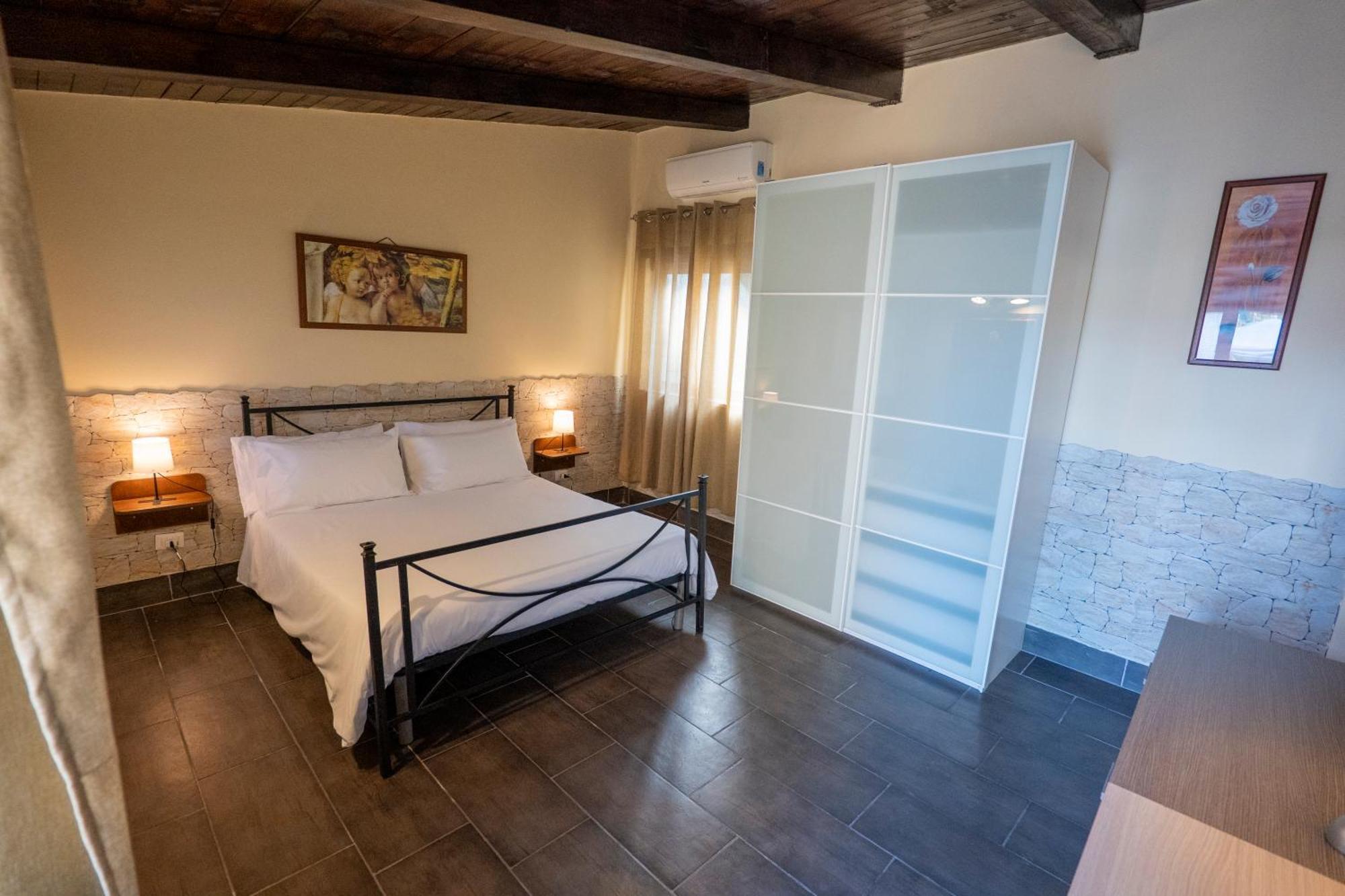 Villa Seta Giardini Naxos Bagian luar foto